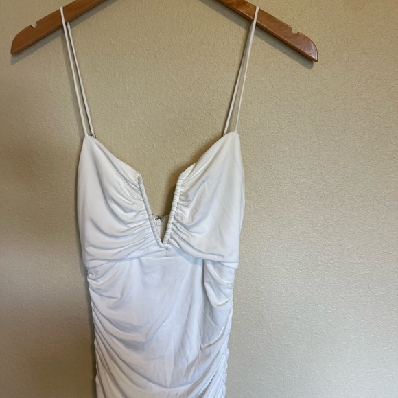 Selfie Leslie Good Vibes Deep V-Neckline Ruched Mini Dress White S - Picture 8 of 12